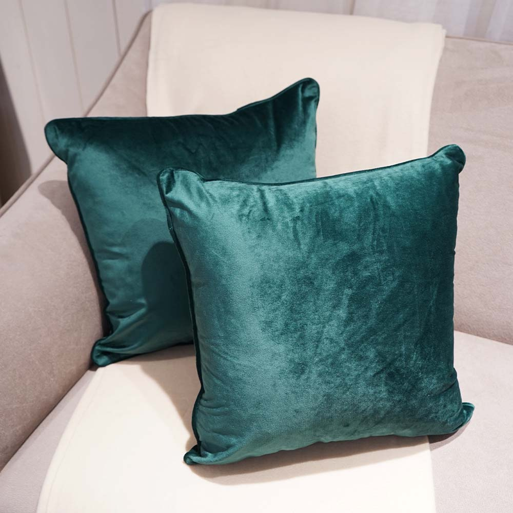 STYLE & COLLECTION Throw Pillow Case Velvet 18" x 18" Forest Green 
