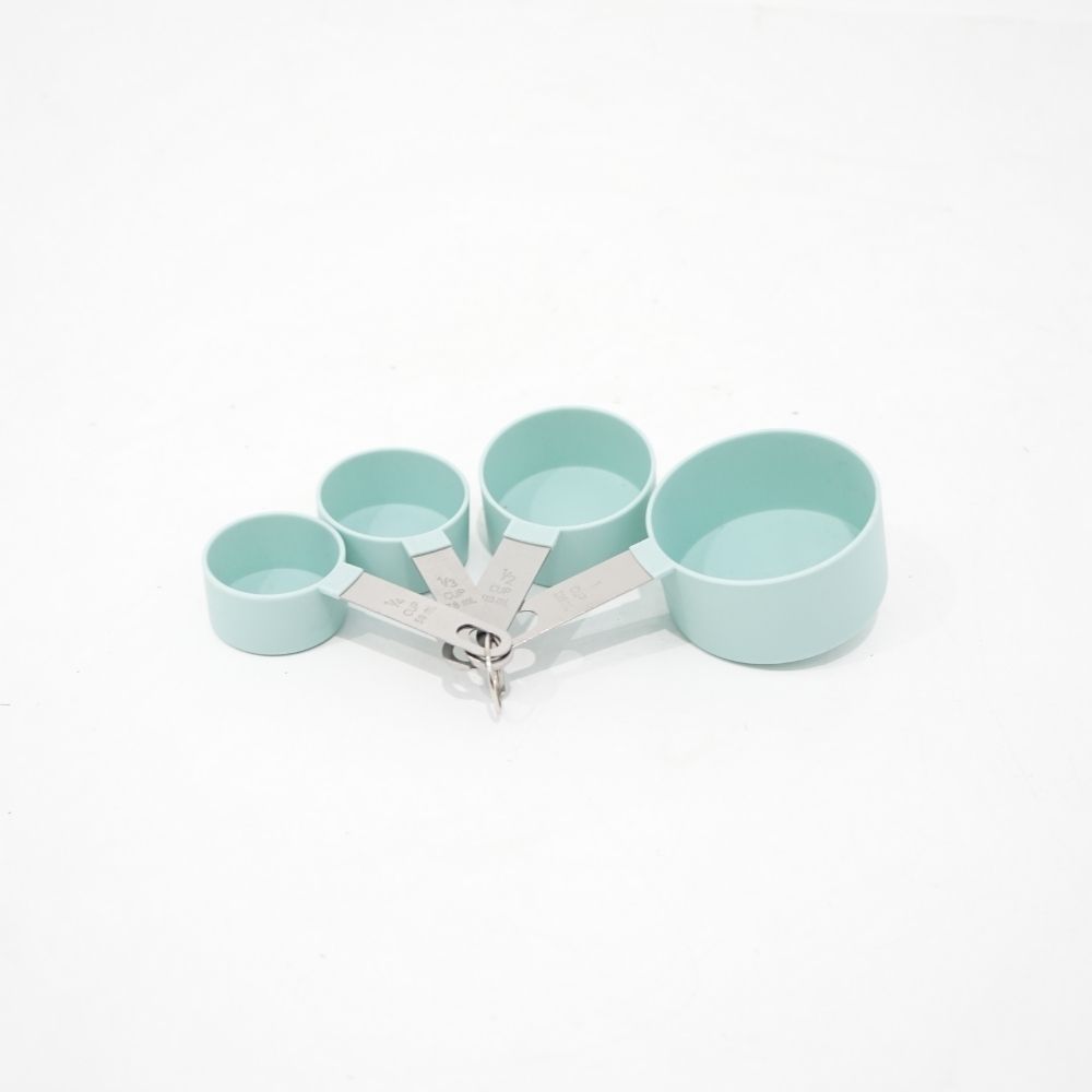 KITCHEN SECRETS 4 pieces Measuring Cups