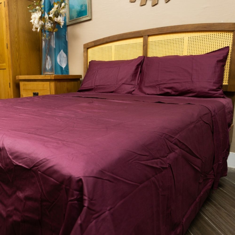 LINENS N' THINGS 4 Piece Set Bedsheet Cotton 300 Thread Count Purple With Multiple Size Variations