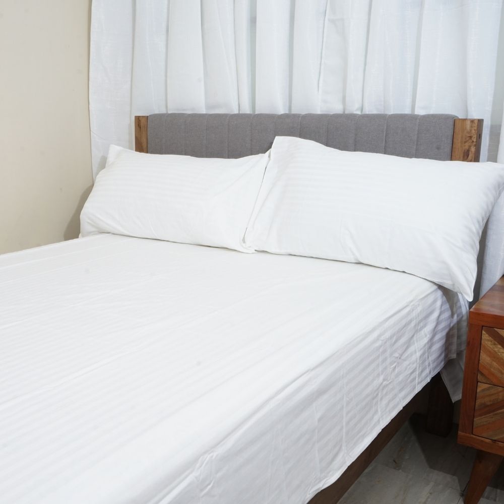 HOMETHREADS 3 Piece Set Bedsheet Hotel Collection Pearl White With Multiple Size Variations