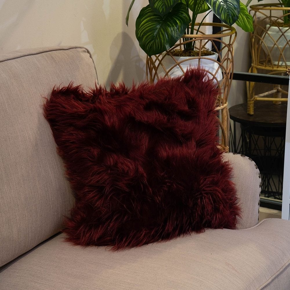 Throw Pillow Case Faux Fur 20"x20" Maroon