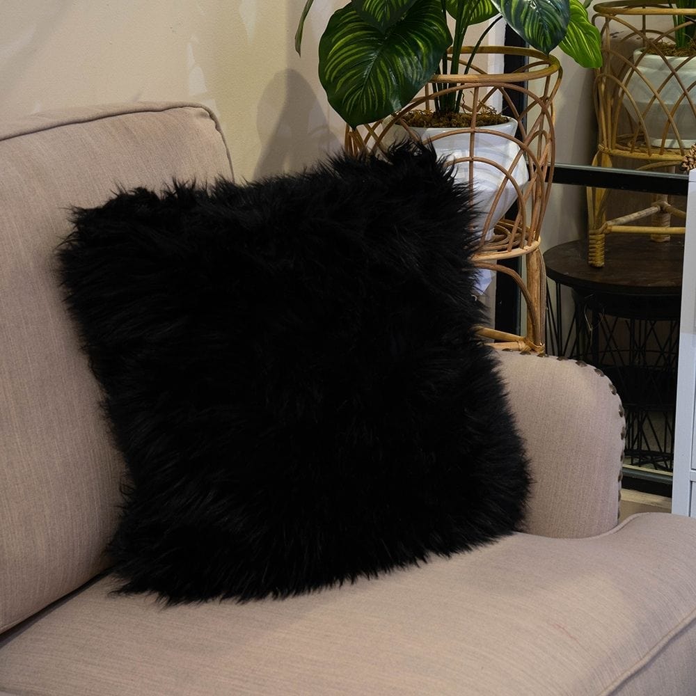 Throw Pillow Case Faux Fur 20"X20" Black